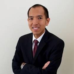 Headshot of Peter Shen from Siemens Healthineers